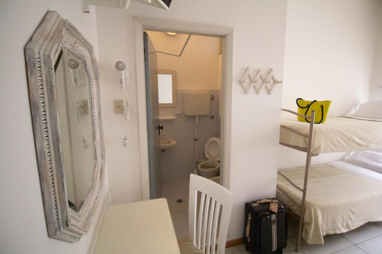 Hotel Morri 벨레지아아지마리나 외부 사진
