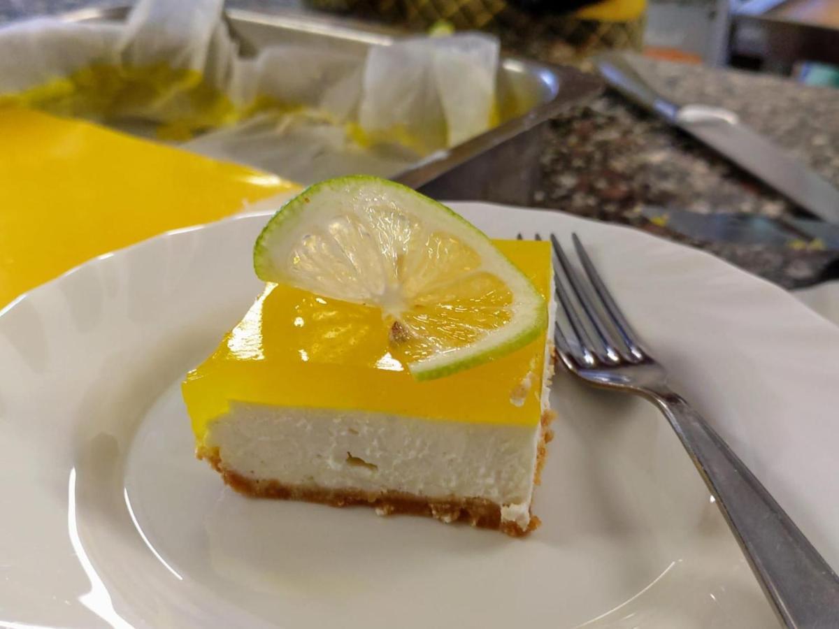 Hotel Morri 벨레지아아지마리나 외부 사진